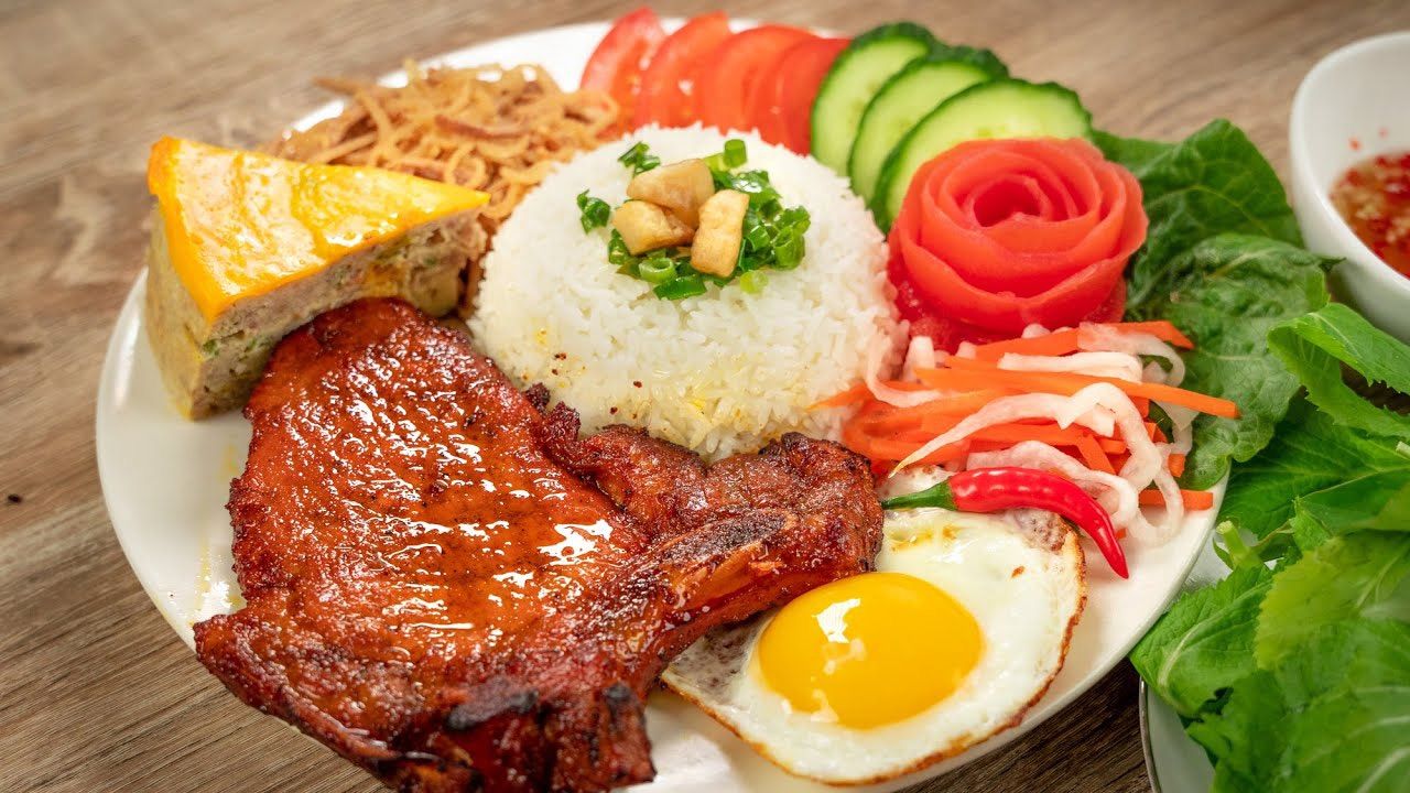 Cơm Nhà Tít - Cơm văn phòng- 1A Đường D52