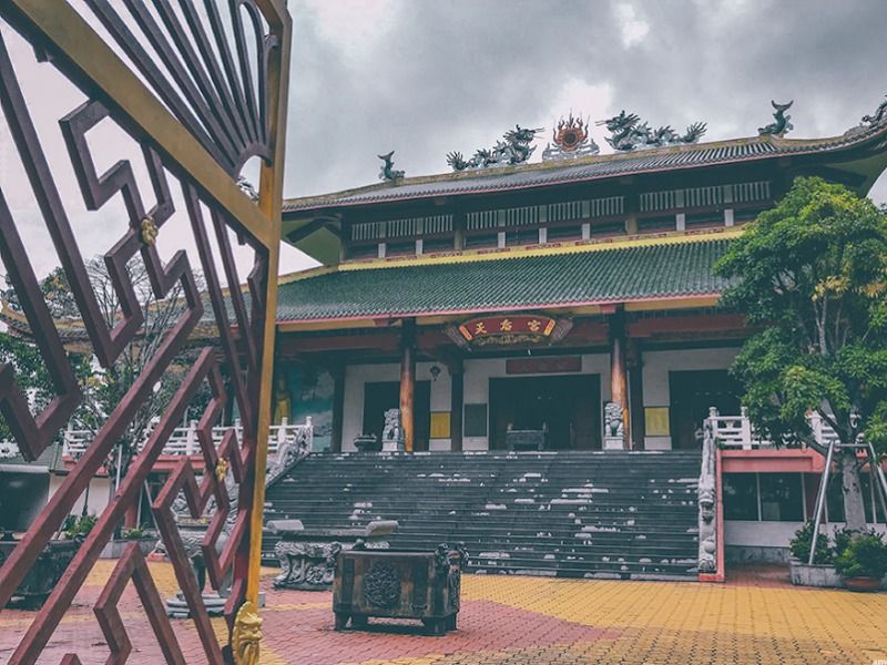 cầu tài lộc tại miếu bà thiên hậu