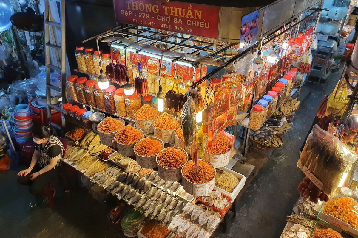 chợ bà chiểu quận mấy
