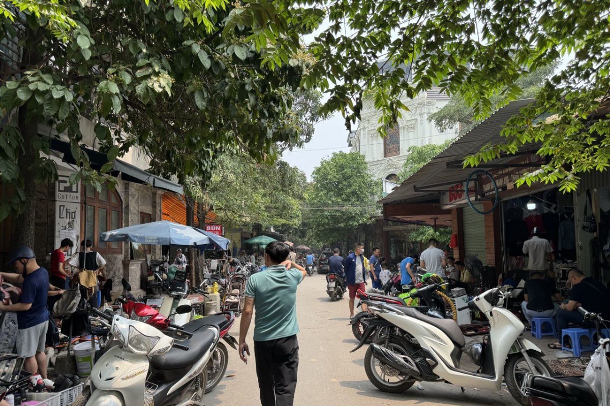 chợ đồ cũ vạn phúc ở đâu
