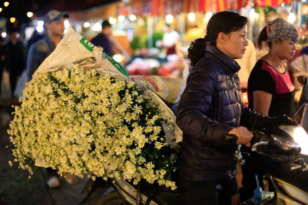 chợ hoa tây tựu hà nội