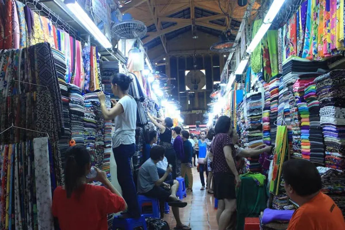 chợ tân định hoạt động lúc mấy giờ