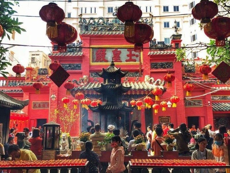 chùa ngọc hoàng cầu tài lộc