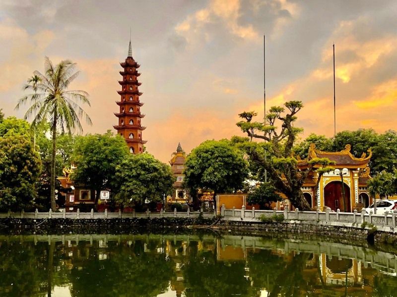 chùa trấn quốc giờ mở cửa