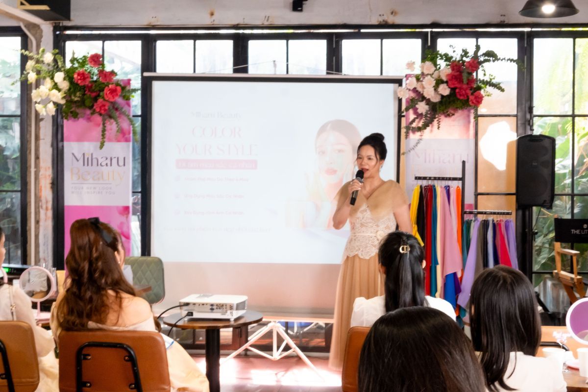 Dịch vụ tư vấn màu sắc cá nhân
