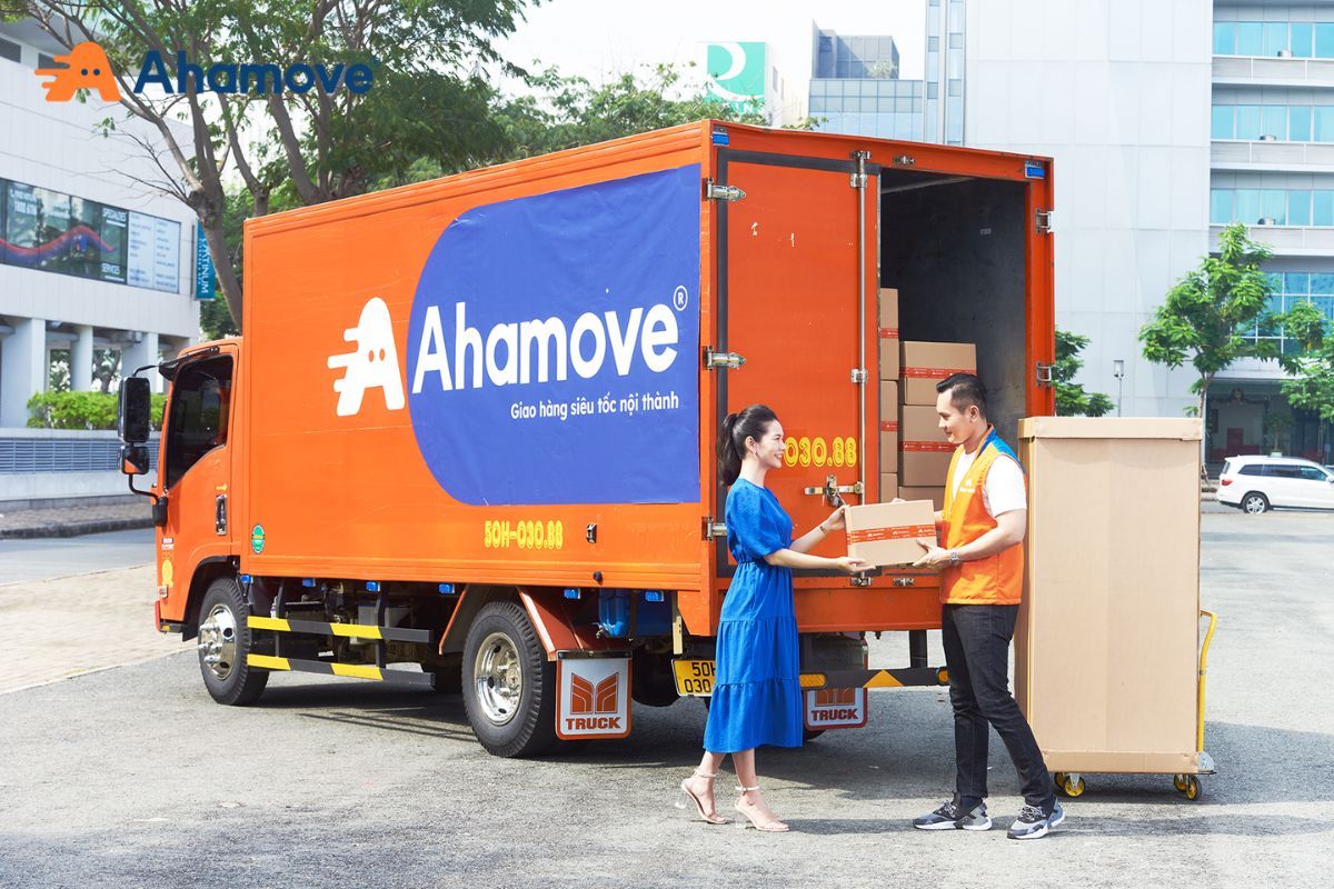 Hàng hóa tại Ahamove được đóng gói theo nguyên tắc “Nguyên đai, nguyên kiện”