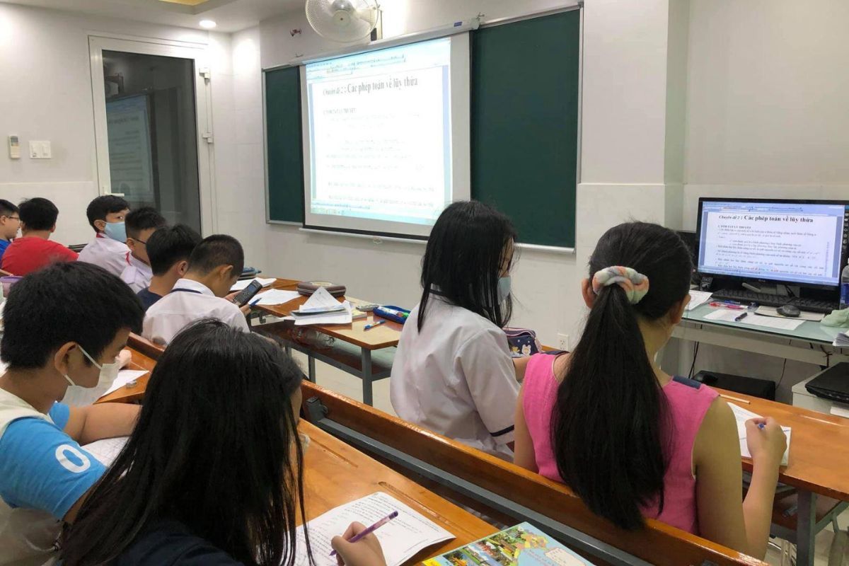 Gần trường học nên kinh doanh gì 4