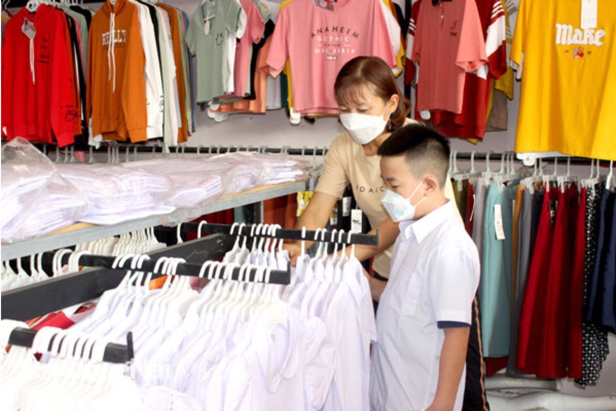Gần trường học nên kinh doanh gì 5
