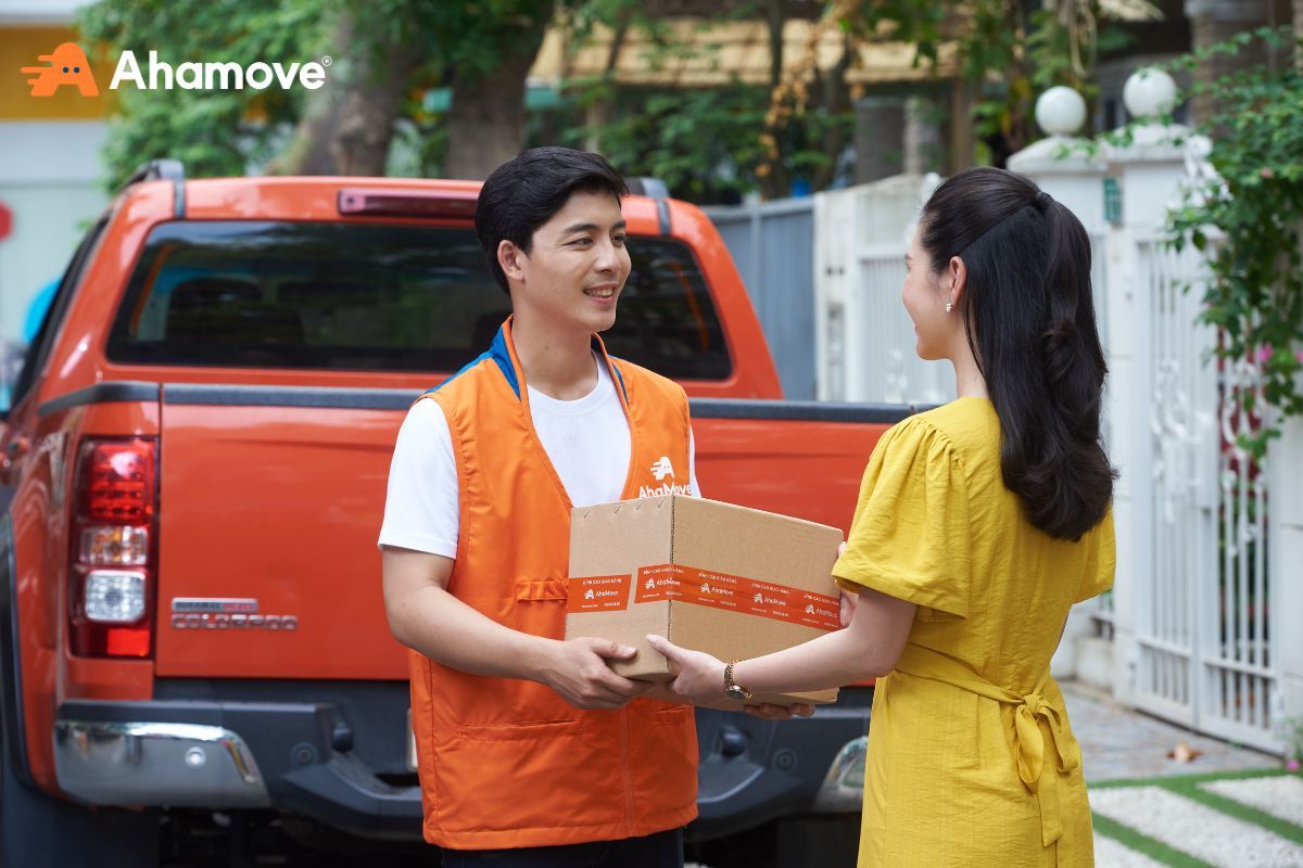 Hàng door to door là gì