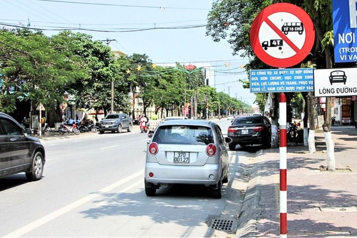 tối ưu vận chuyển trong khung giờ cấm xe tải ở Hà Nội
