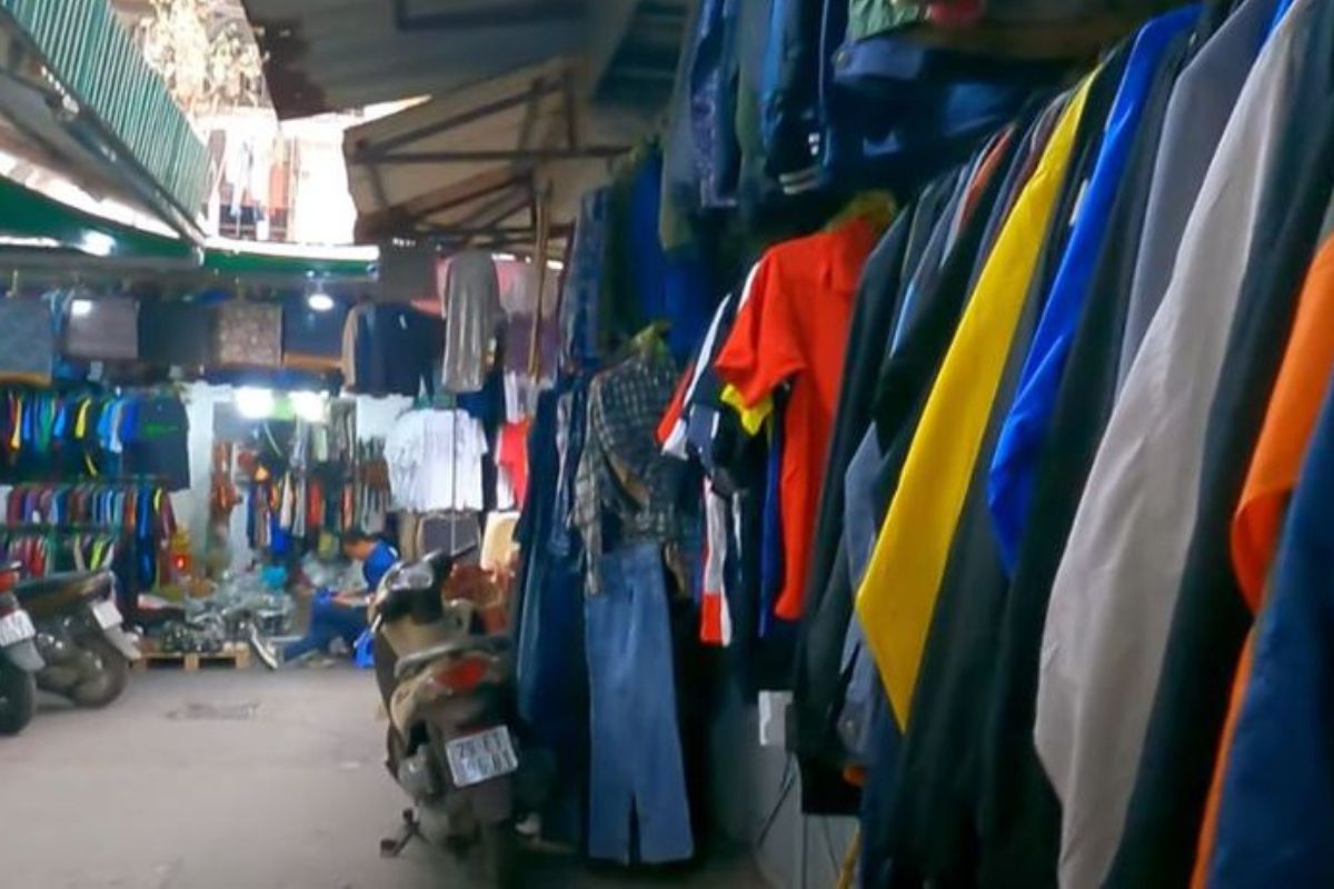 chợ đông tác ở đâu