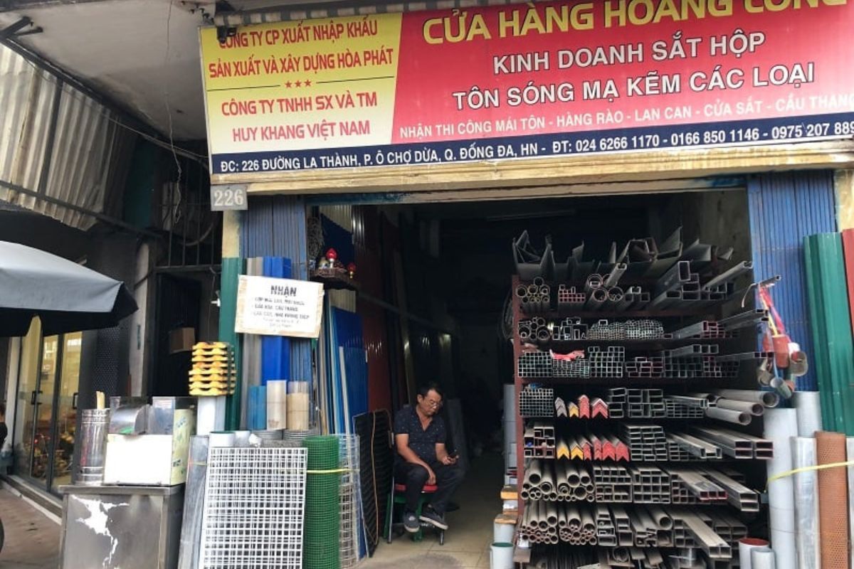Mở cửa hàng kinh doanh sắt thép