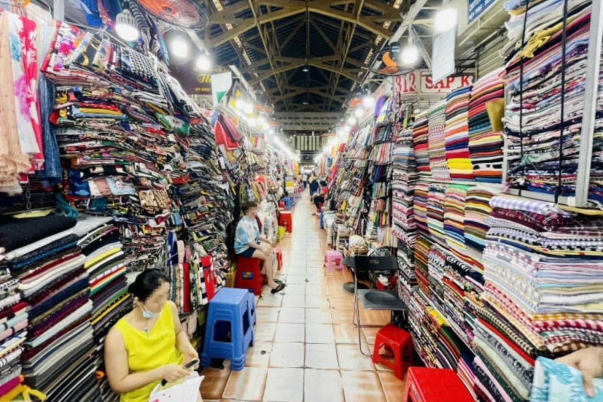 chợ trần hữu trang ở đâu bán gì