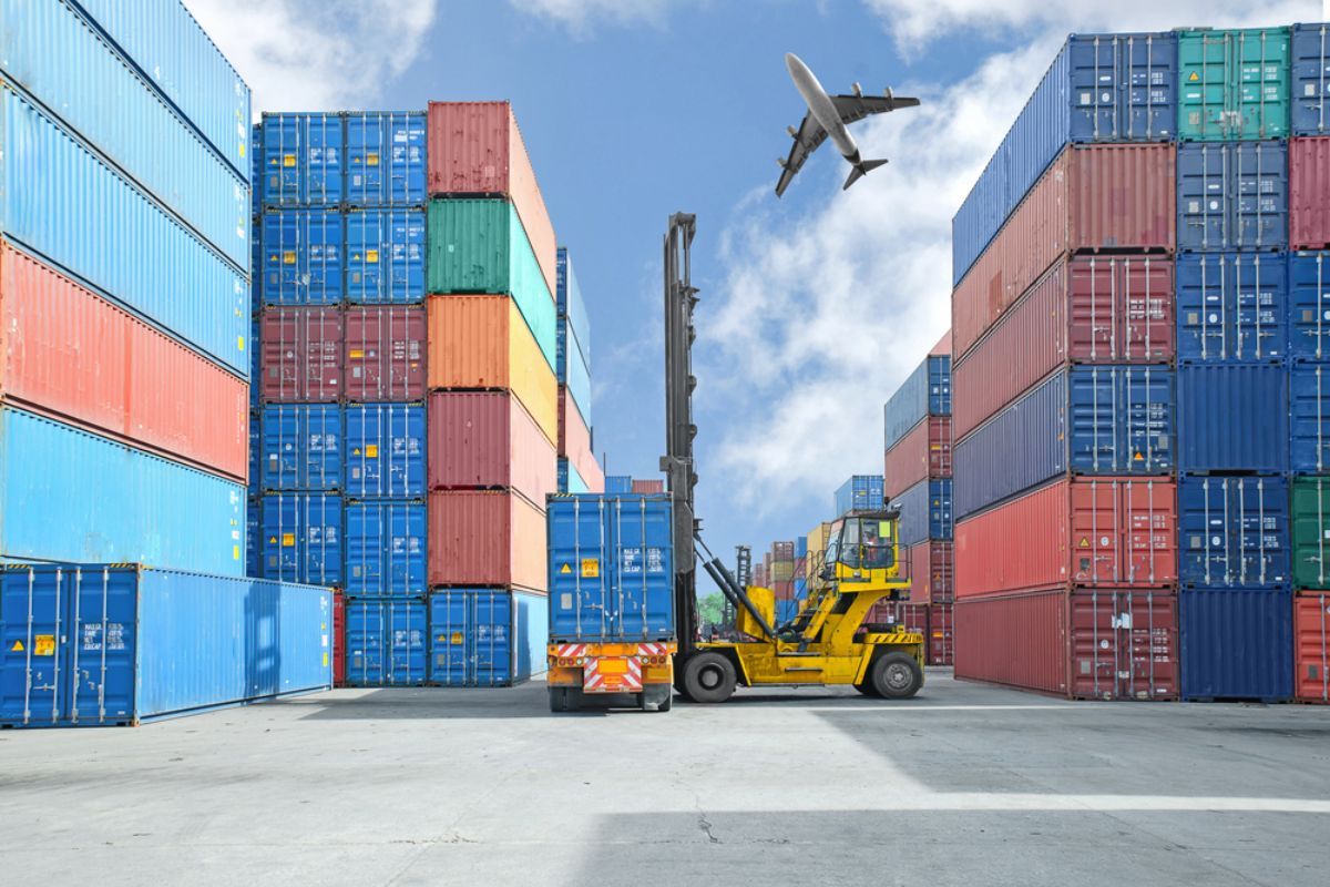 Nguồn hàng mỹ phẩm xách tay