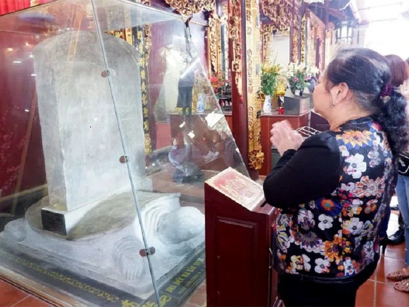 sắm lễ đi chùa bia bà