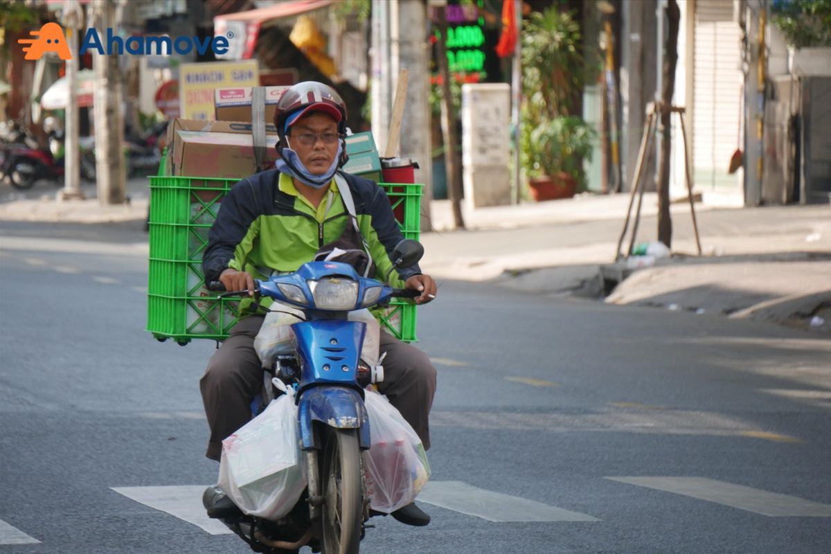 shipper giao hàng