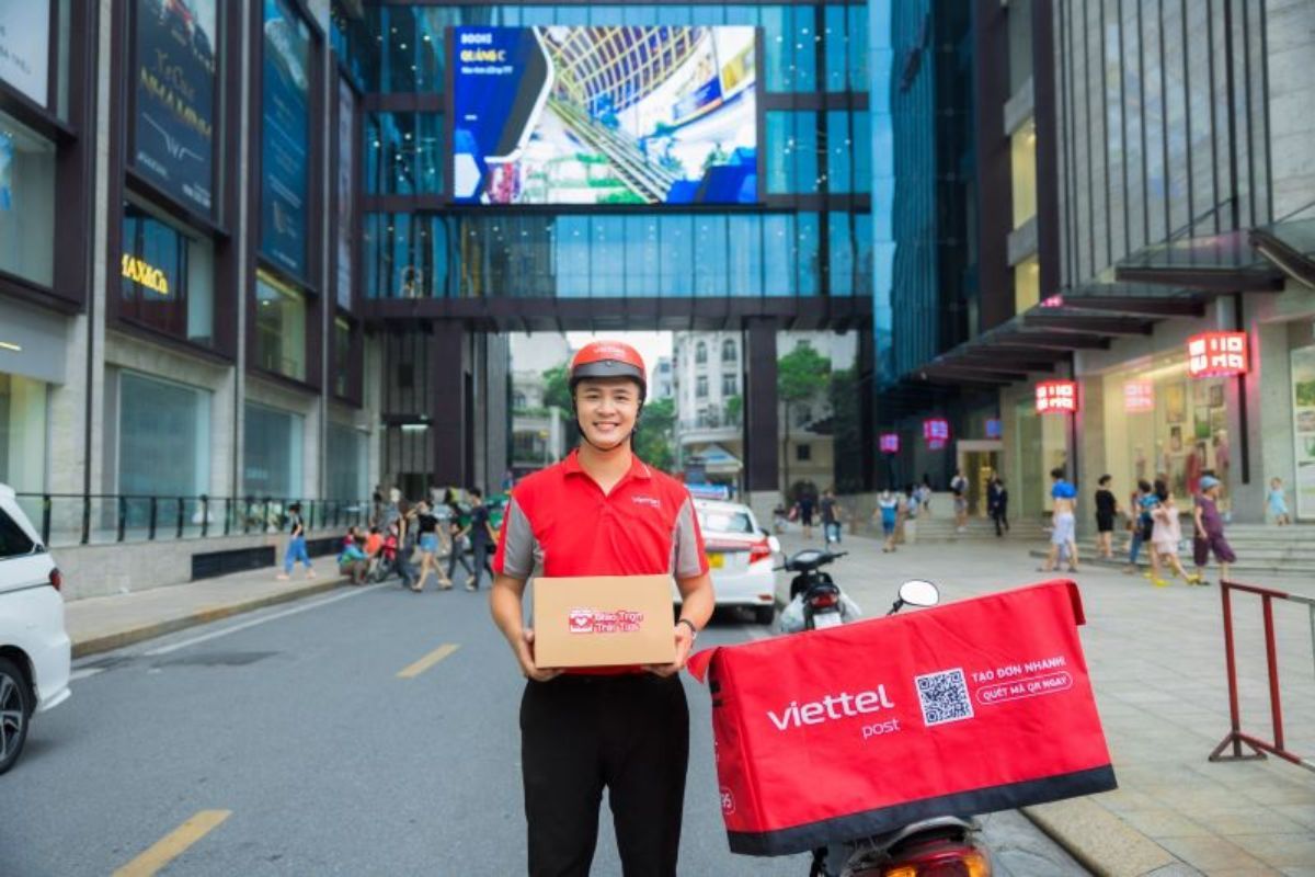 shipper viettel post giao hàng đến mấy giờ