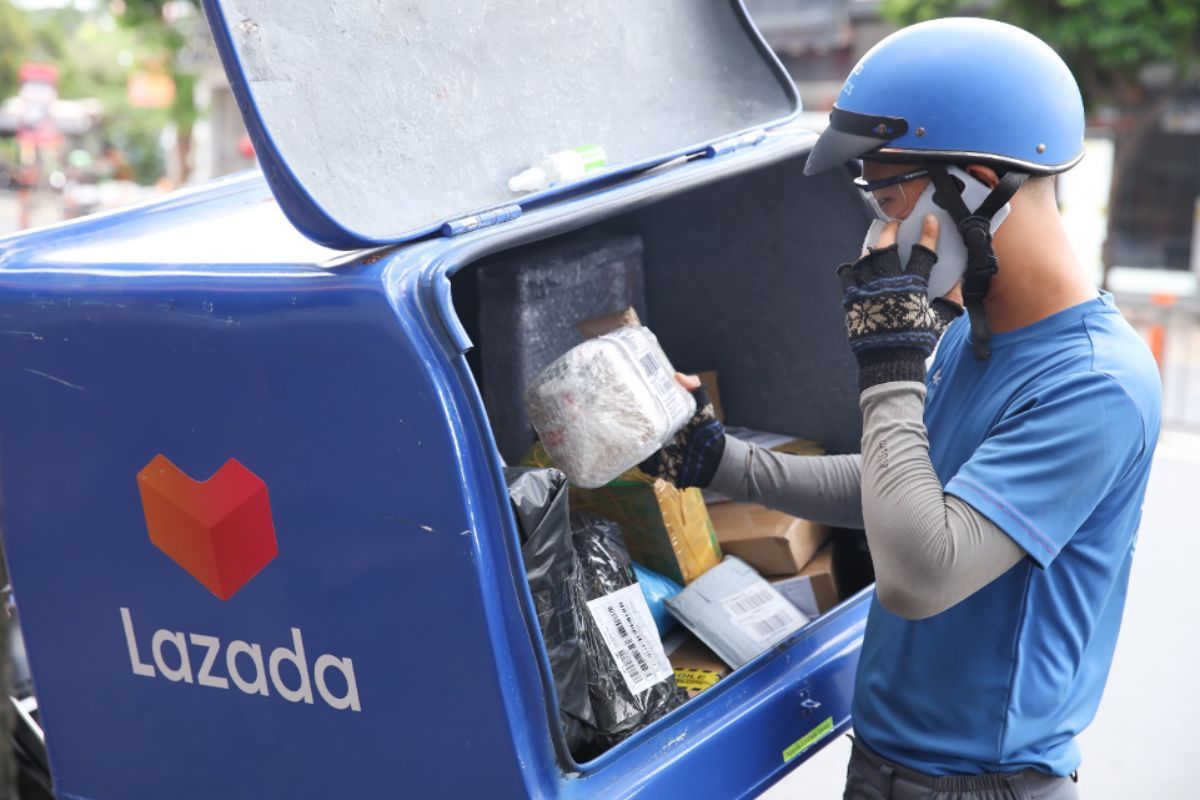 vận chuyển lazada