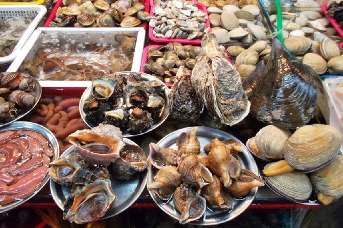 chợ hải sản tươi sống
